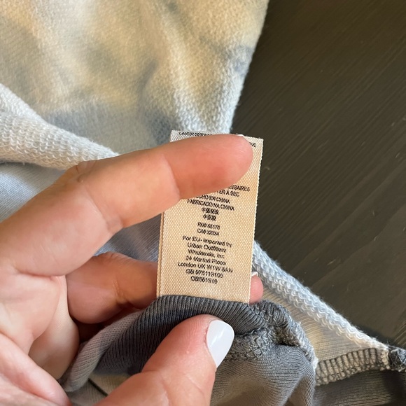 Free People Tie Dye Distressed Long Sleeve Cropped Sweatshirt - Picture 5 of 5